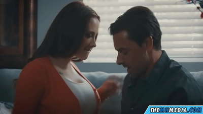 Romantický sex s pořádnou prsatou maminkou